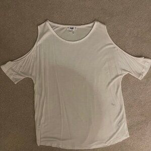 Paige White Tee - open shoulder